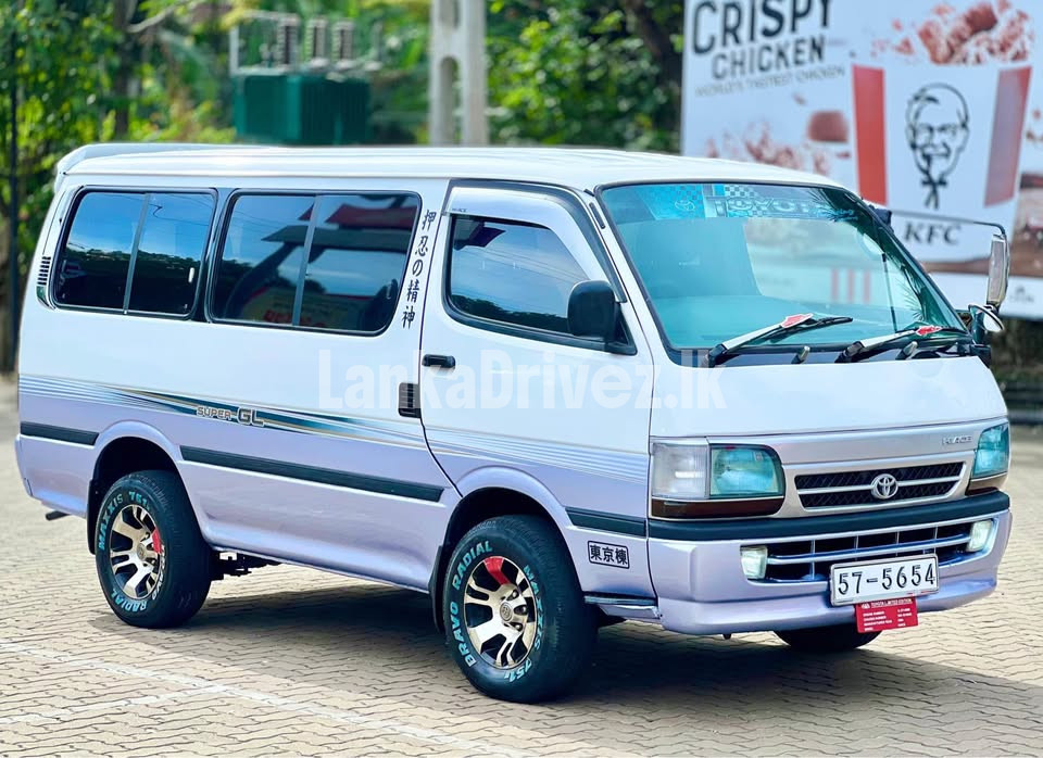 TOYOTA HIACE LH 102